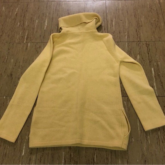 Baby Yellow Calvin Klein Lightweight Turtleneck Sweater Small100% Cashmere *Flaw - Picture 3 of 8